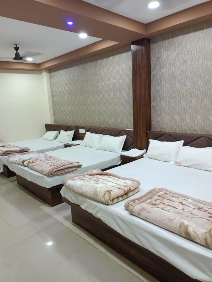 Green Leaf Hotel Ujjain Exterior photo
